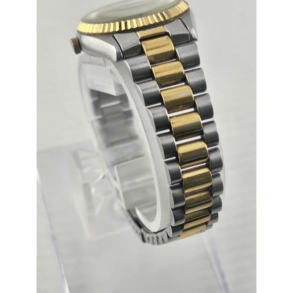 Seiko S3 3Y03-0160 Ladies Presidential Style Fluted Bezel Quartz New Battery - Picture 5 of 12